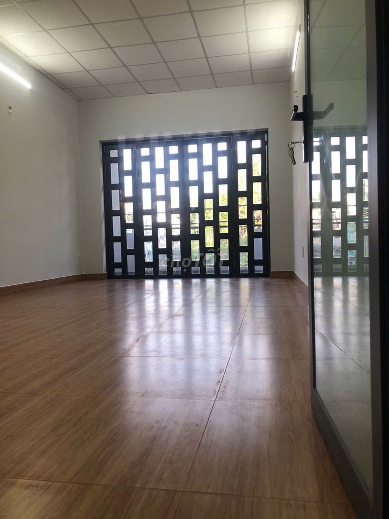24 A Nguyễn Hữu Tiến 4*18, 1 floor, 2 bedroom, 10 meters long living room