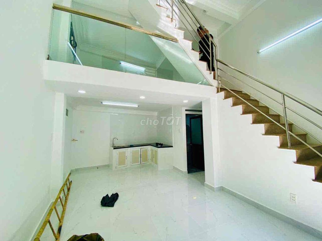 Rent a new house in front of Lê Lư, Tân Phú.