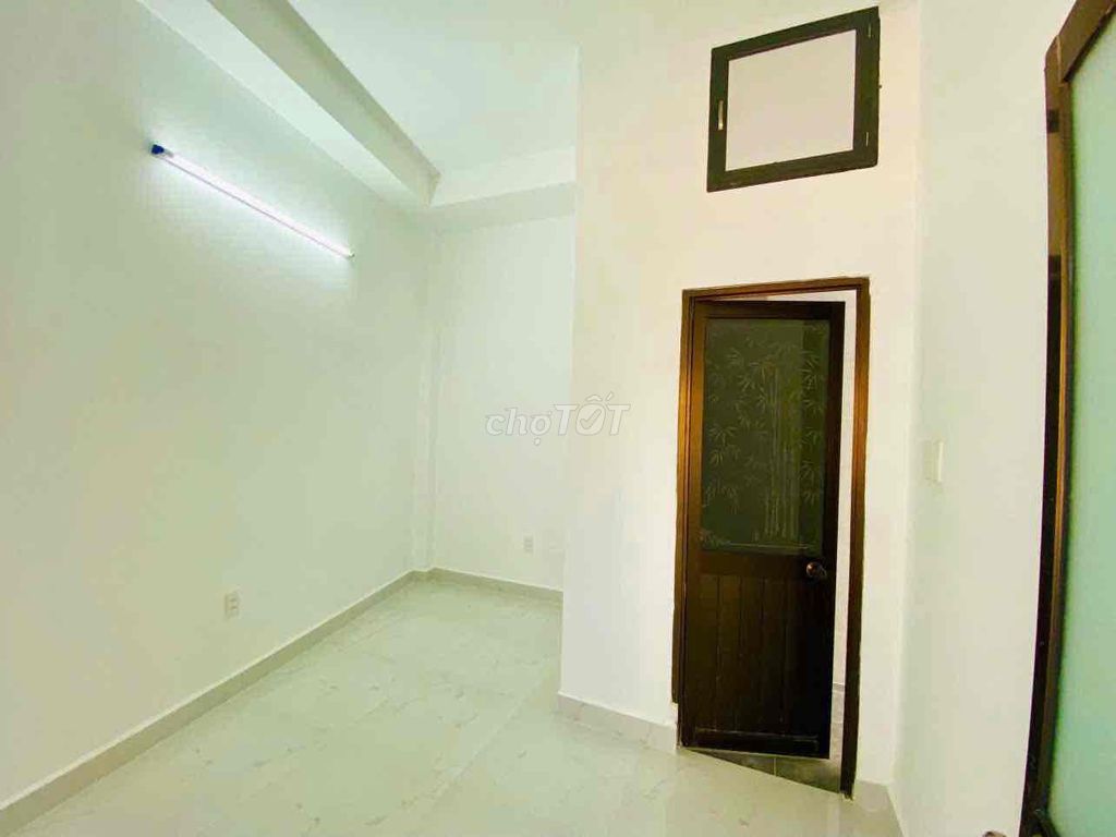 Rent a new house in front of Lê Lư, Tân Phú.