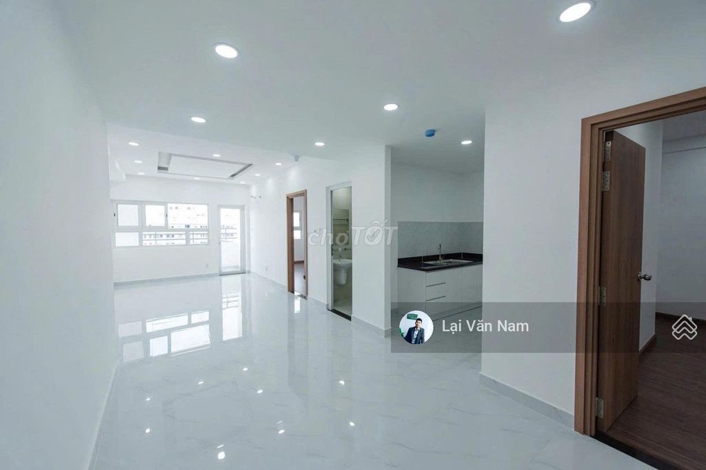Conic Boulevard – apartment for rent