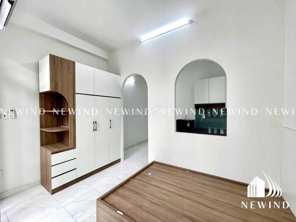 Rent apartment full interior separated Đoàn Văn Bơ nttu balcony