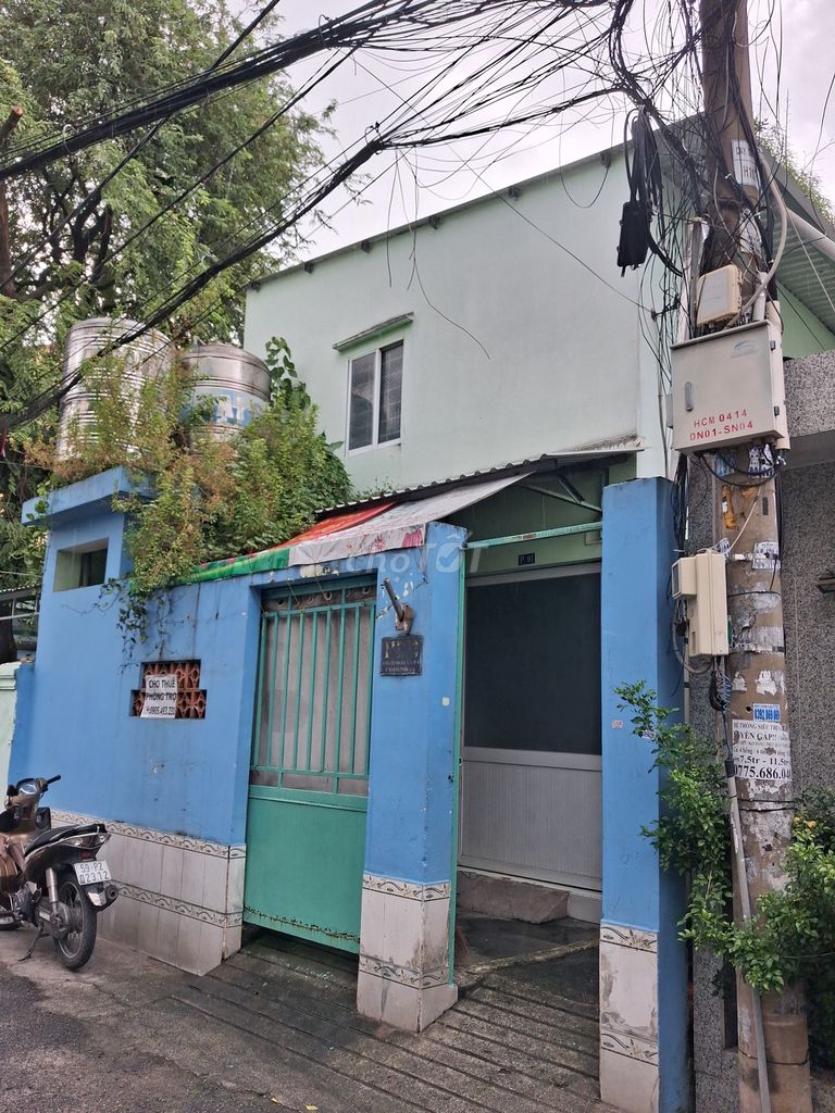 Rent a hotel room in District 12 Nguyễn Văn Quá.