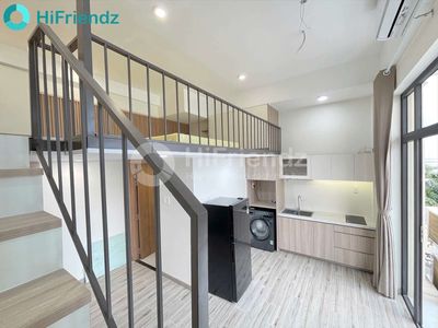 - Rent off the balcony's private washing machine.
