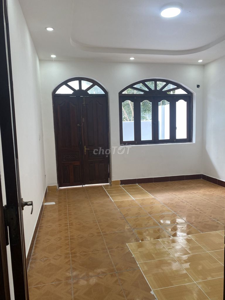 Rent the original house across from the other side of the valgoll.