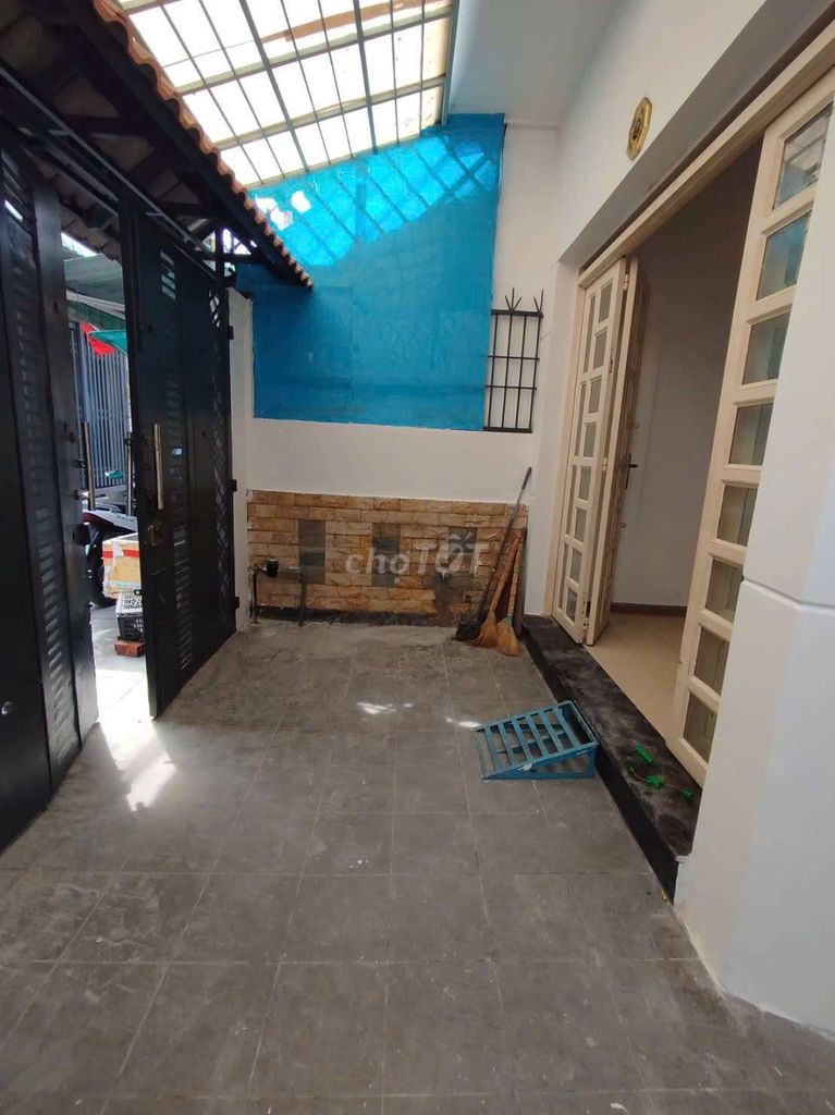 Nice 3 bedrooms - 4 M Chiến Lược alley - near the 2nd Street, cleavage