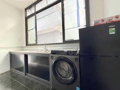 Rent 30 m2 District 10 bath-spans 8.2 million-- 200,000 less at 3: 2.7 million a month.