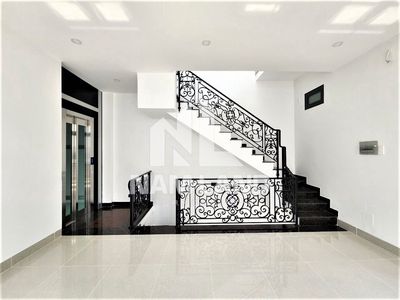 Rent a new home on Saigon Mystery project, area 7 X20 M 3 stories ground vault.