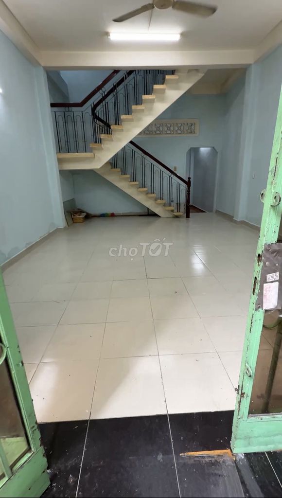 Nice house! 5 meters Phú Thọ Hoà, 4 x 10 meters, 1 floor, 2 bedroom, 2 toilets
