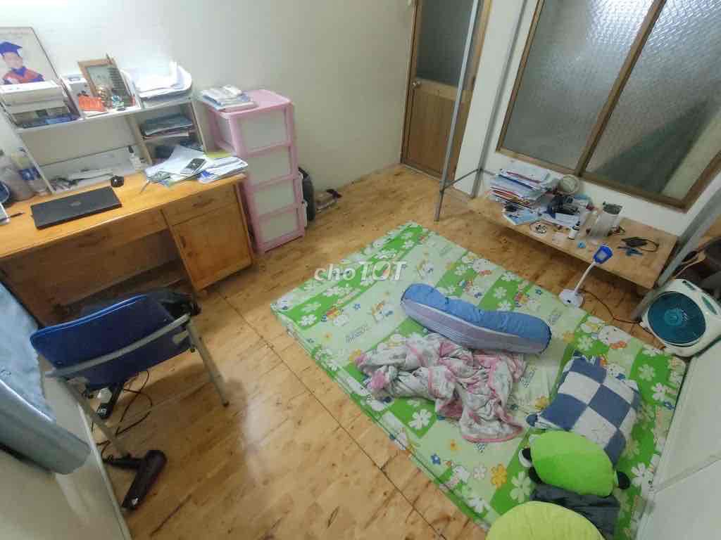 Three bedrooms, two bathrooms, eight-and-a-half million.