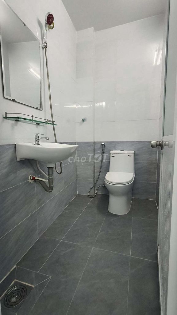 9 million 72 meters 2 to rent a brand-new house.