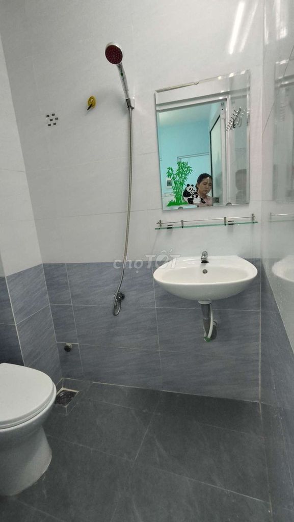 9 million 72 meters 2 to rent a brand-new house.
