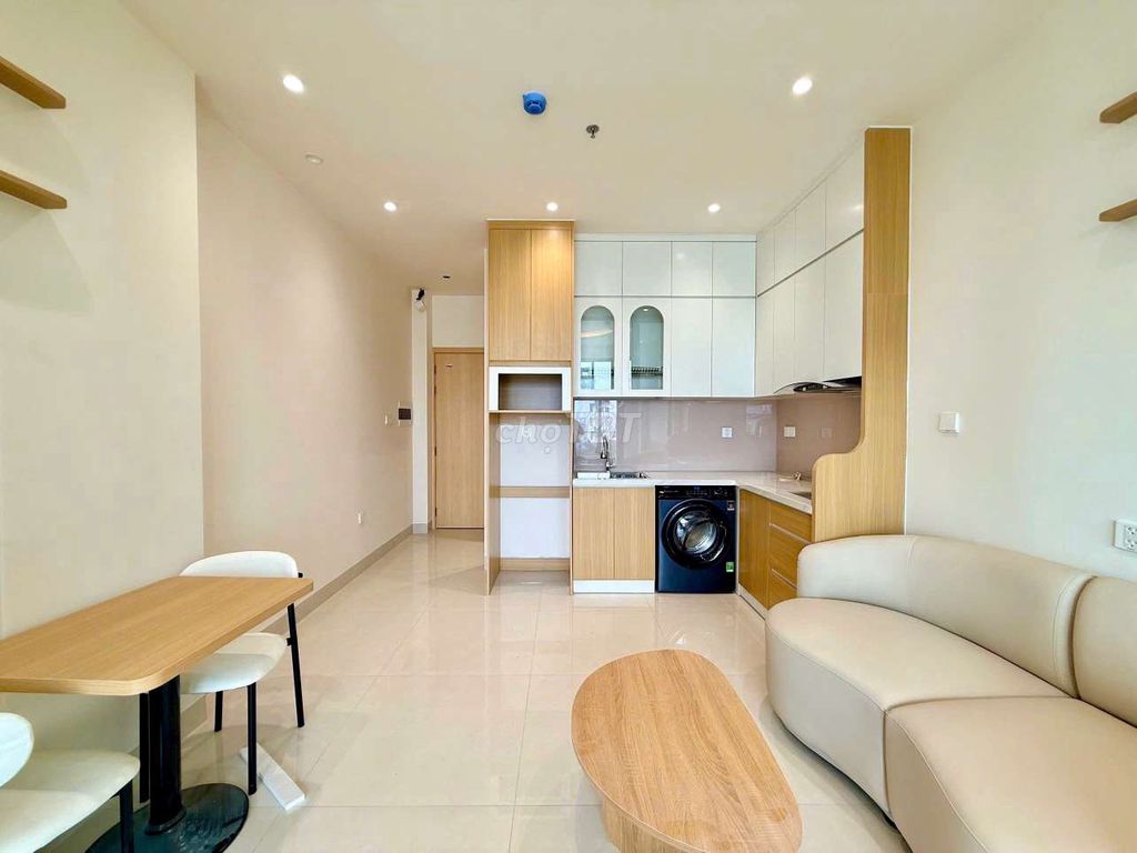 One bedroom, Studio from 6 million in the center, near the Crescent Mall, rmit