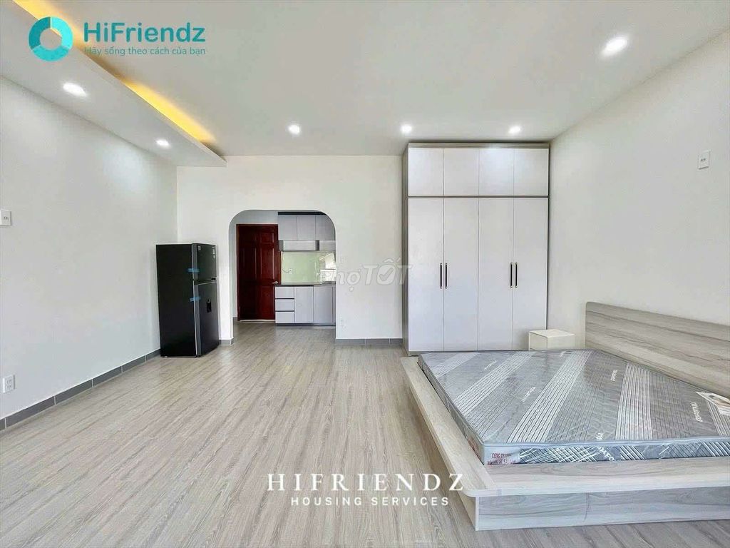 One bedroom, Studio from 6 million in the center, near the Crescent Mall, rmit