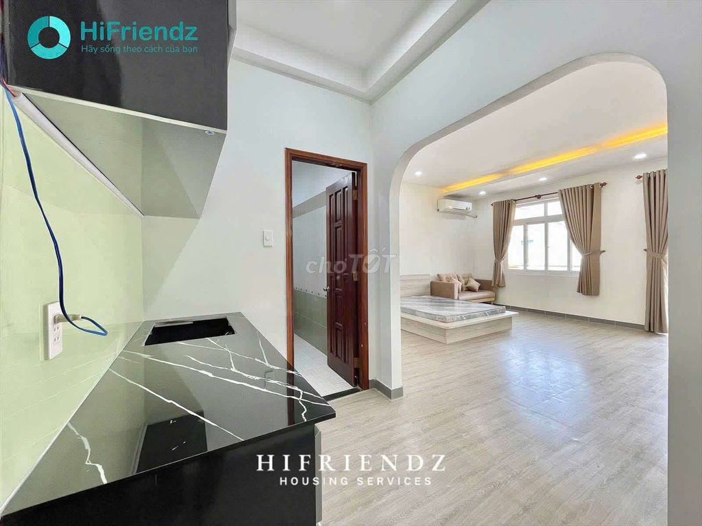 One bedroom, Studio from 6 million in the center, near the Crescent Mall, rmit