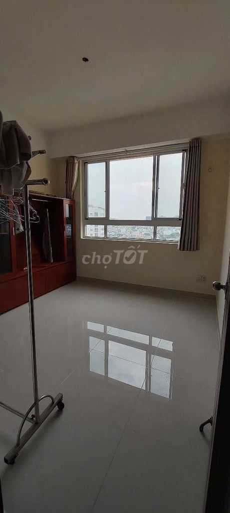 The two bedrooms are nice, cheap in petroland District 2.