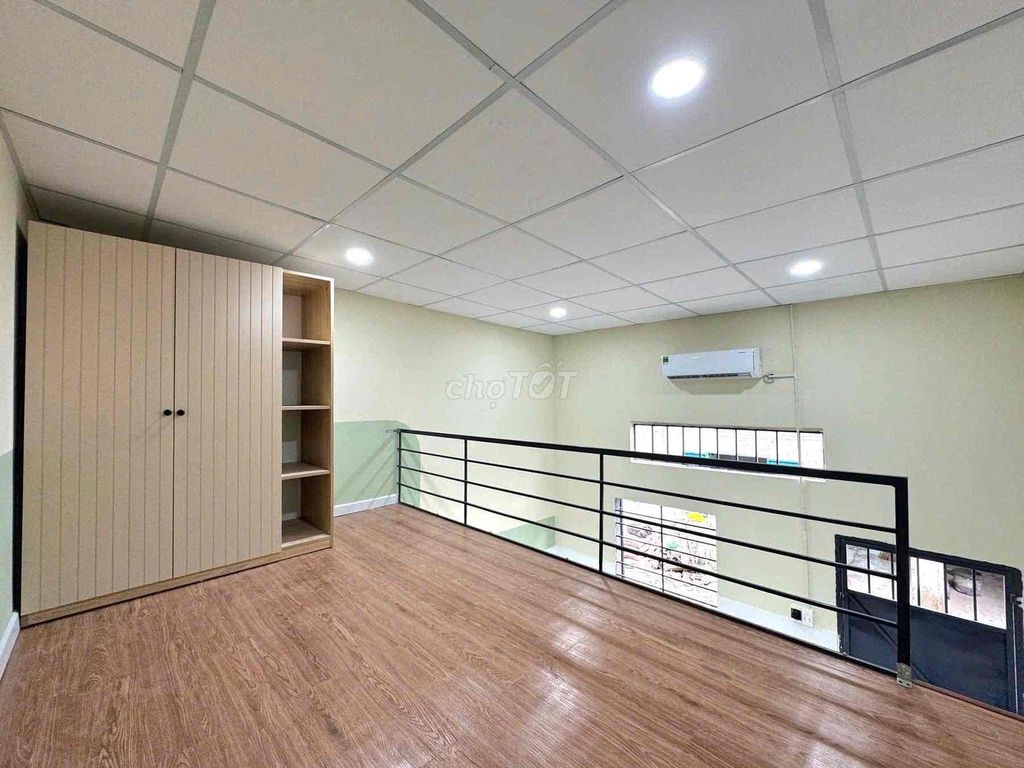 Rent de Full Seven in Gimboall