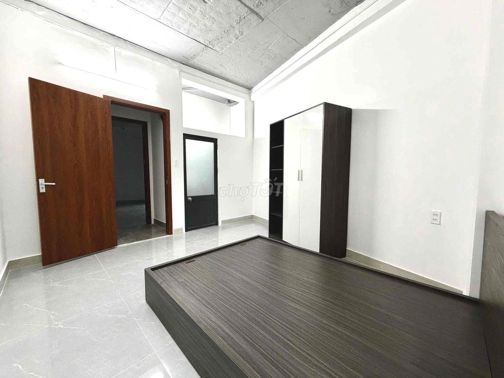 New house built a high-end urban neighborhood near nttu - down from 3 million-six.