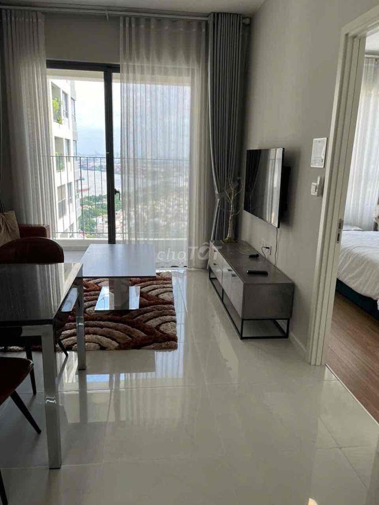 Rent a river view bedroom for 20 million more beautiful rooms in the picture.