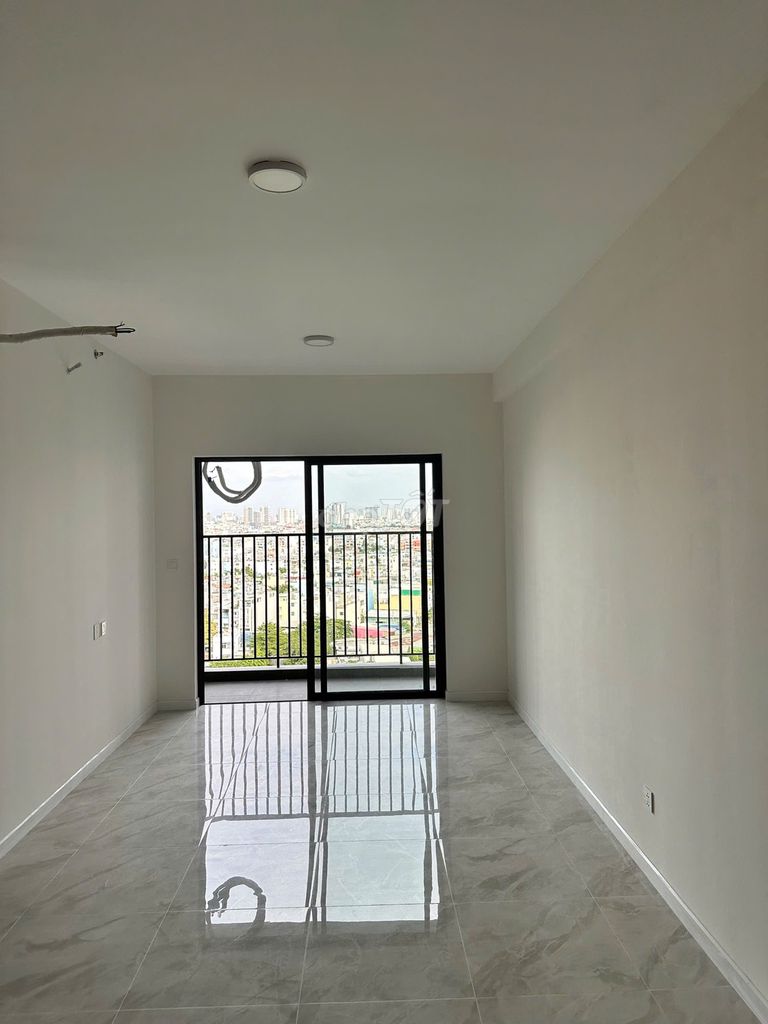 Rent a nice The Privia apartment - three bedrooms.