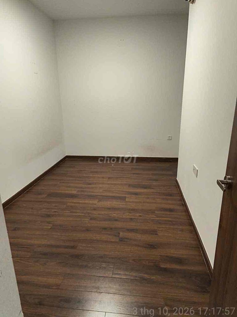 Rent Akari's 78 m.2th floor of the King's pool view at 10.5 million