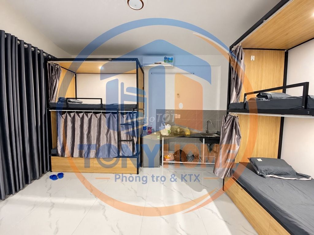 Linh Tây female dorm--it's all paid-- it's near Thủ Đức.