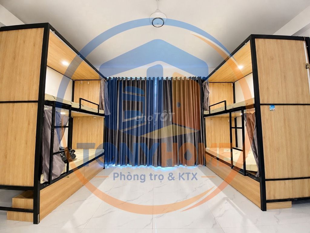 Linh Tây female dorm--it's all paid-- it's near Thủ Đức.