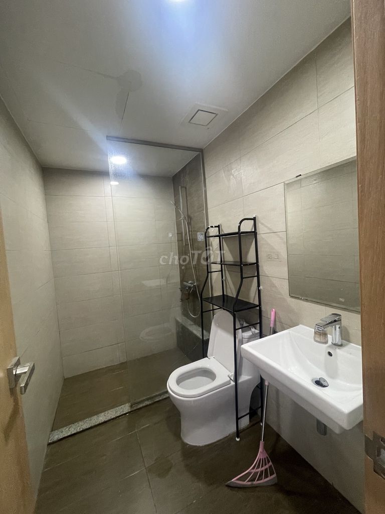 Rent an EARC 63 m2 and have a full interior of 12 million clean new homes.