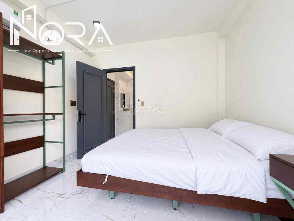 Open the apartment. A full bedroom. - Cool balcony.