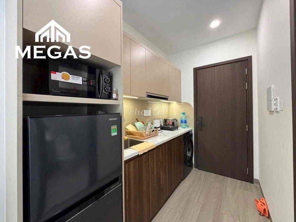 Opened new house full of furniture near marketing financials, cnc