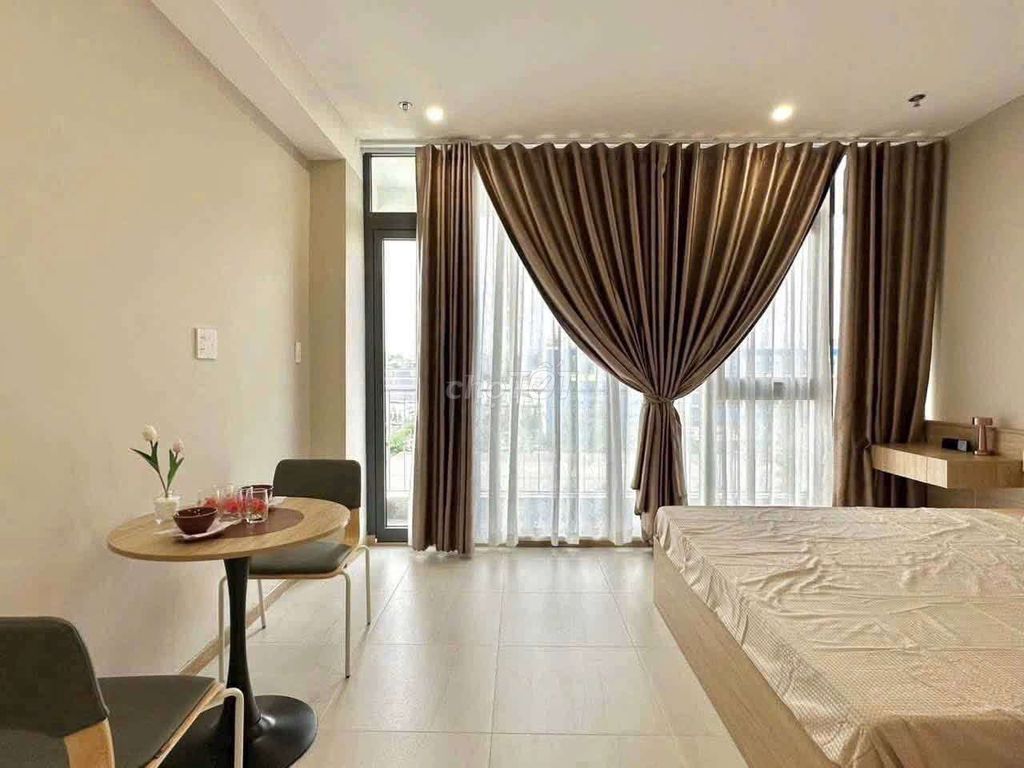 Super-splitting balcony at the heart of 10_full new furniture 100%.