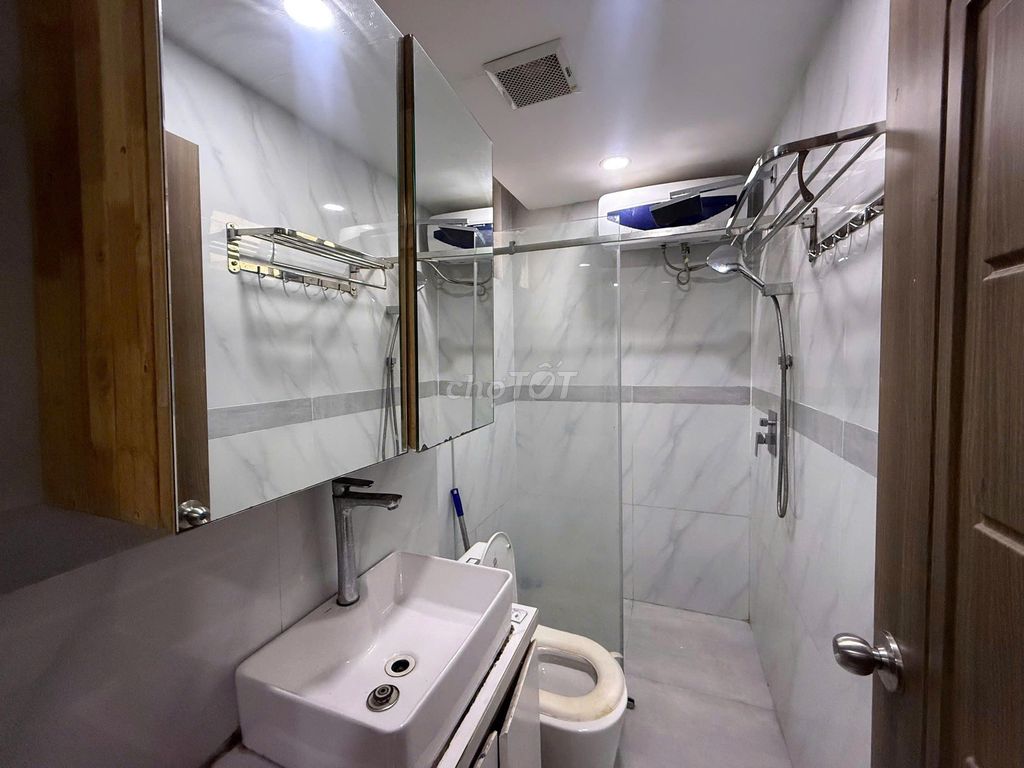 Court of envy park - two bedrooms full of furniture - super wide balcony