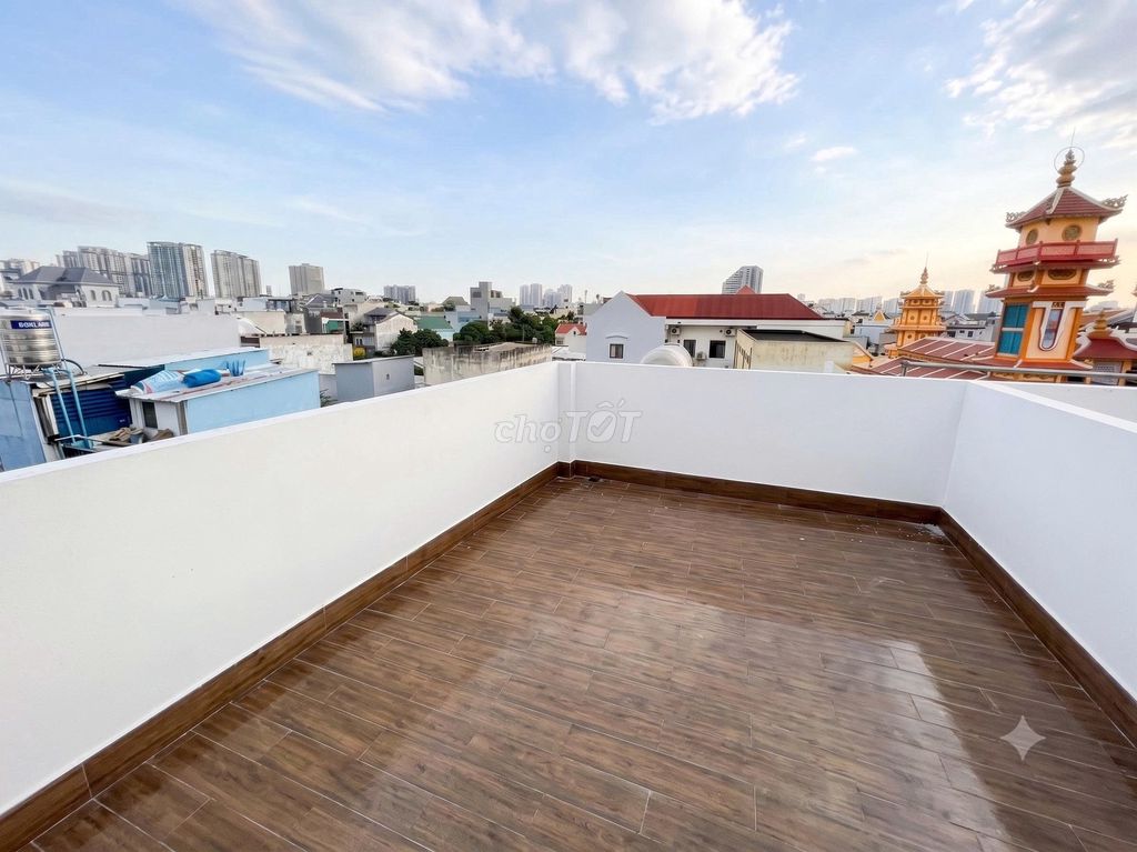 Court of envy park - two bedrooms full of furniture - super wide balcony
