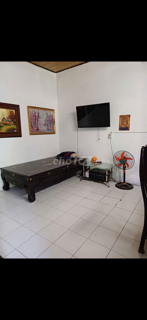 Men's very own rooms: 24 m2+ Full interior