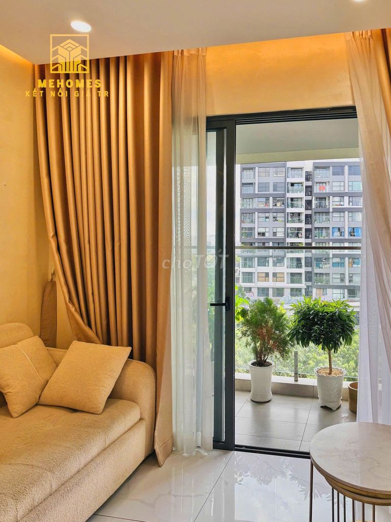 A combination of two Celadon City bedrooms from 12 million -- full interior -- beautiful flat.