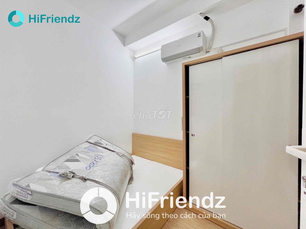 apartment 2 i. e. the balcony's suite full of private washing machines near T3 station