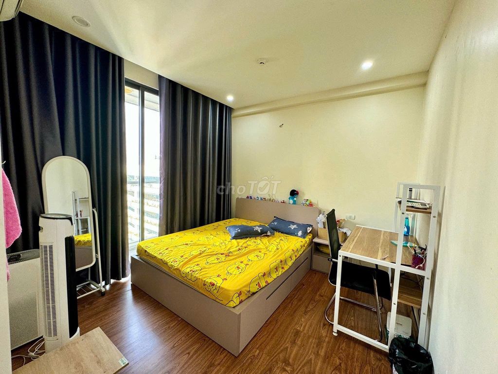 The angle 2 p sleeps- Ruby Garden- Nguyễn Sỹ Sách-10 million a month.