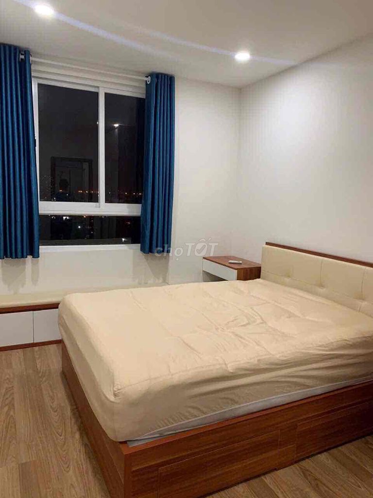 Two bedrooms, two bathrooms full of Grand Riverside furniture.