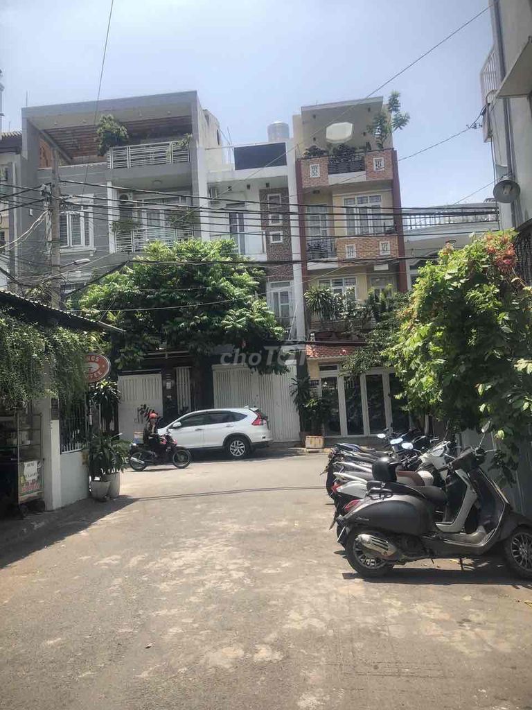 Room 21 meters, Hoàng Hoa Thám Road, security.