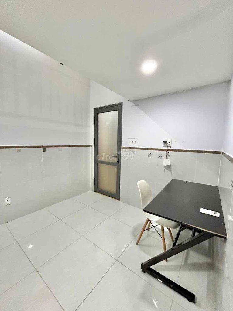 Pass room