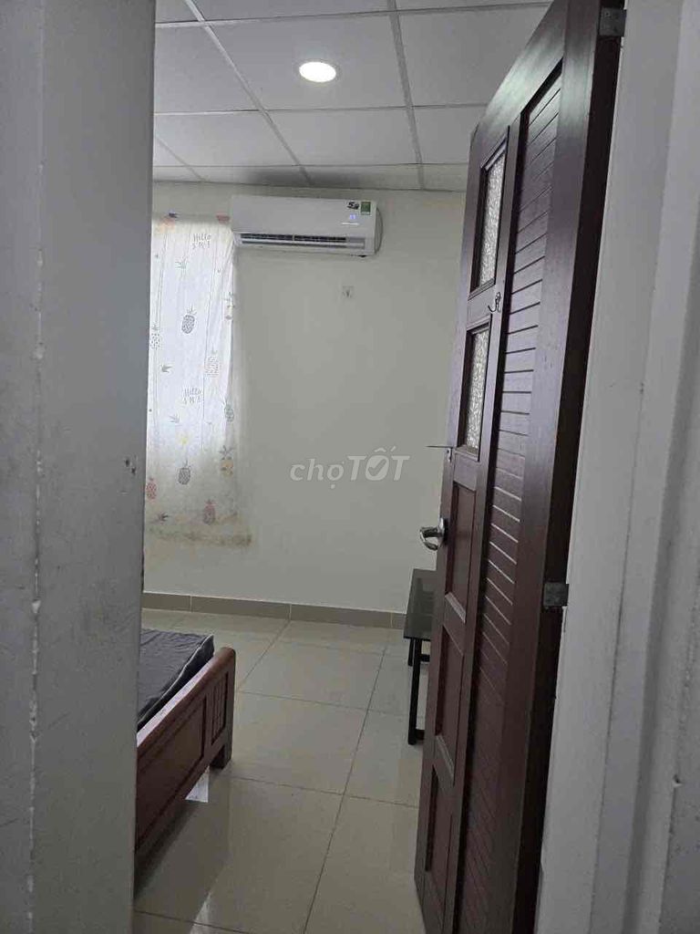 Room 16 m2