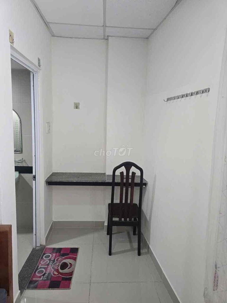 Room 16 m2