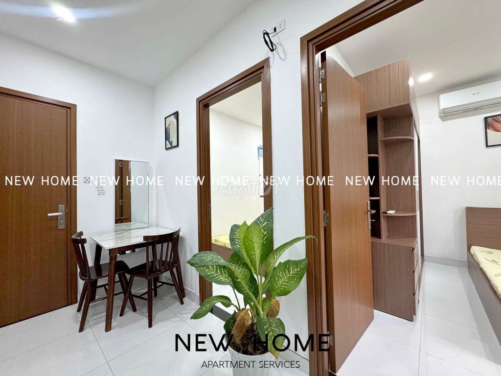 Rent a two-room suite in Phan Xích Long, elevator, garage.