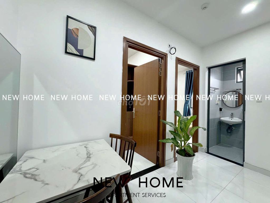 Rent a two-room suite in Phan Xích Long, elevator, garage.