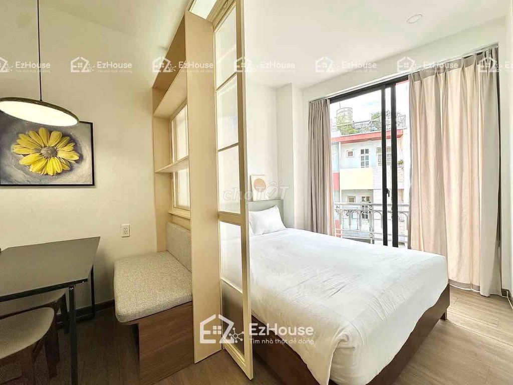 The studio's system. A full bedroom in Hoàng Văn Thụ Park.