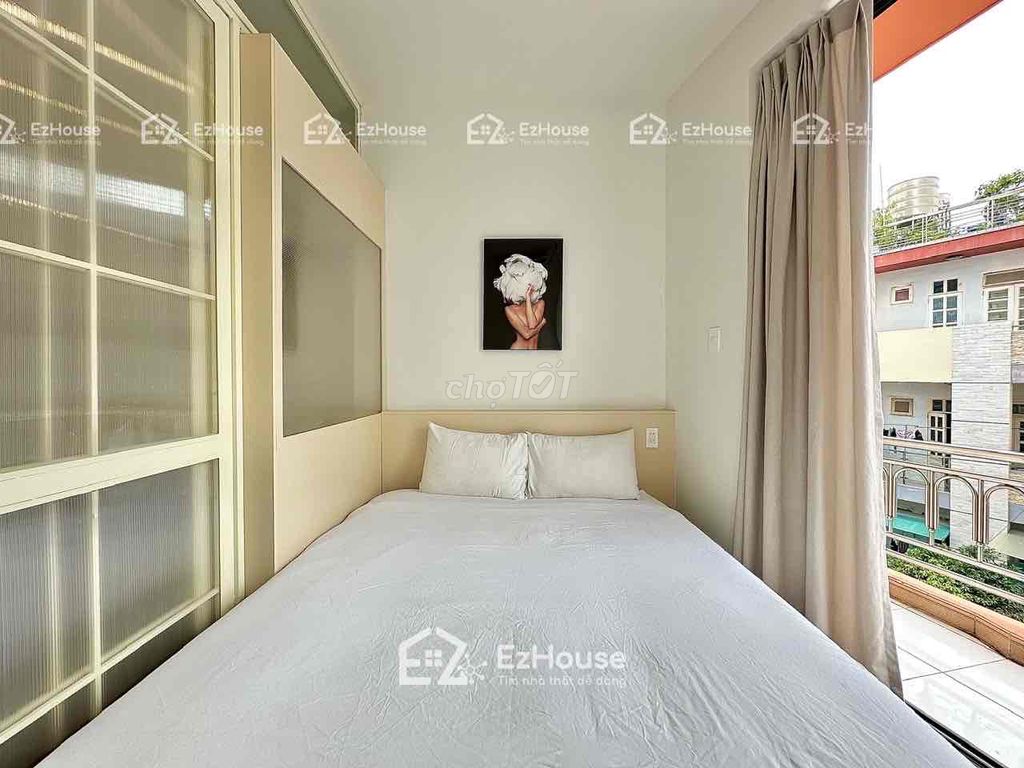 The studio's system. A full bedroom in Hoàng Văn Thụ Park.