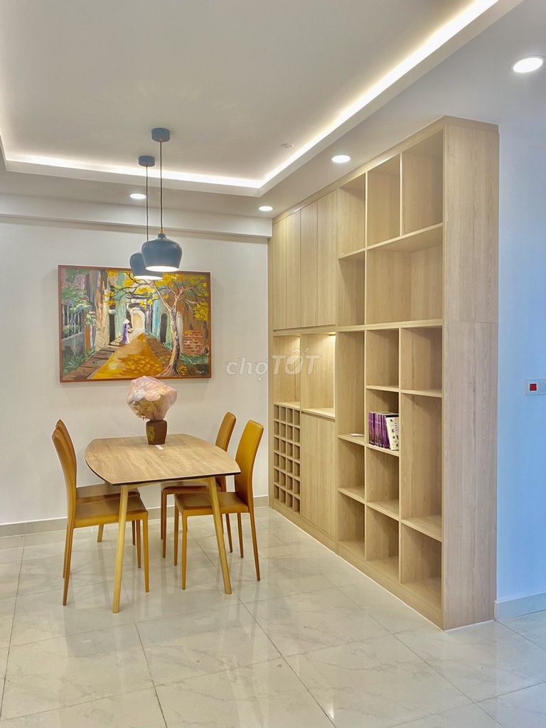 I need two bedrooms, two bedrooms, one Lavida Project full of furniture for only 15 million a month.