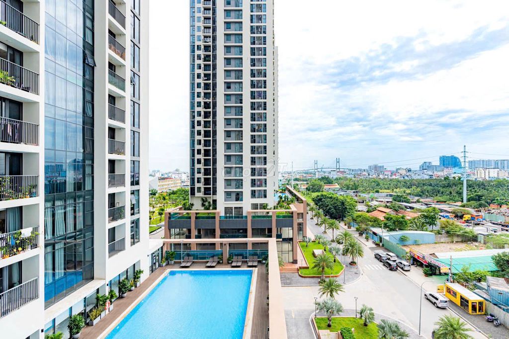 Eco green-g for a bedroom cost 7.5 million -- nice view house.