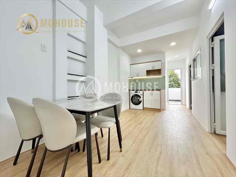 Opening the two bedrooms. Full interior balcon Phổ Quang Bay Tân Bình