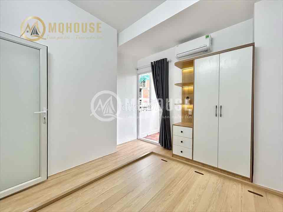 Opening the two bedrooms. Full interior balcon Phổ Quang Bay Tân Bình