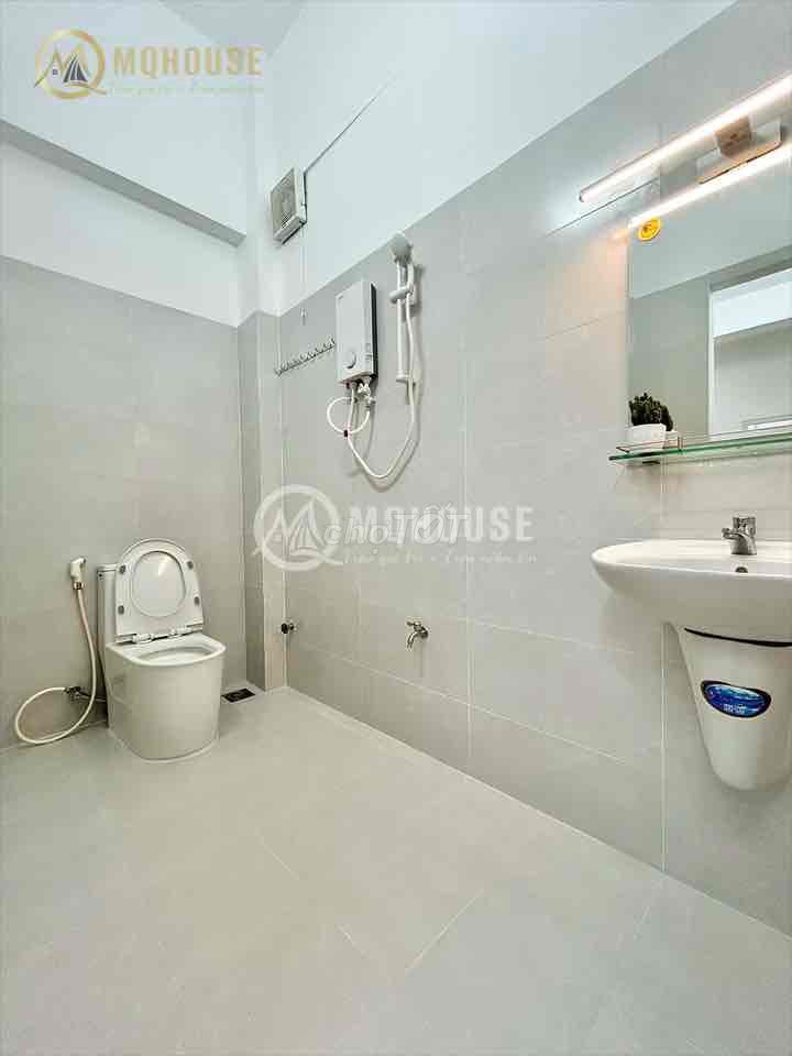 Opening the two bedrooms. Full interior balcon Phổ Quang Bay Tân Bình